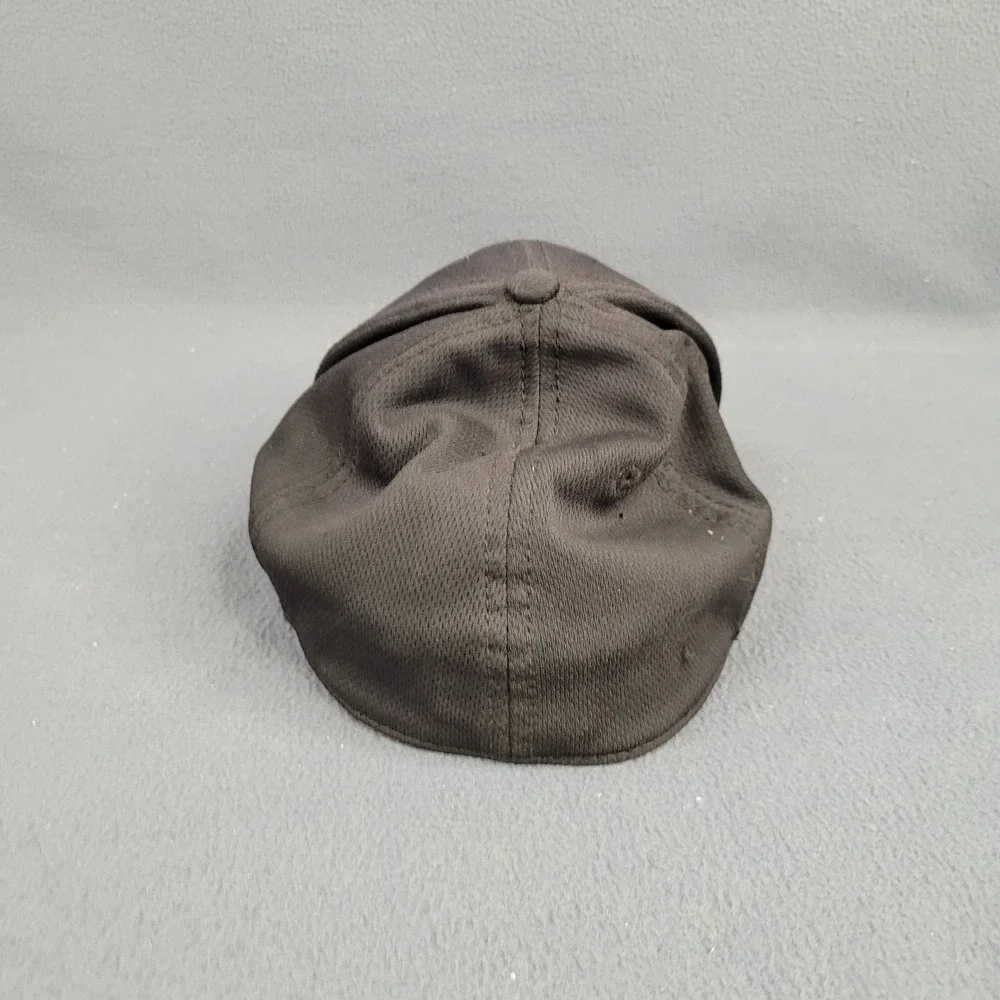 Titleist Golf Hat New Era Mens Small/Medium Black‎ Performance Stretch Cap Logo